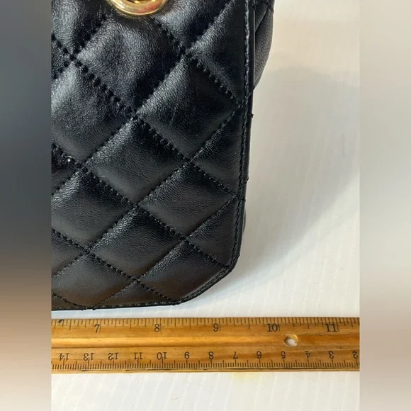 Michael Kors Vivianne Black Quilted Leather on chain Bag